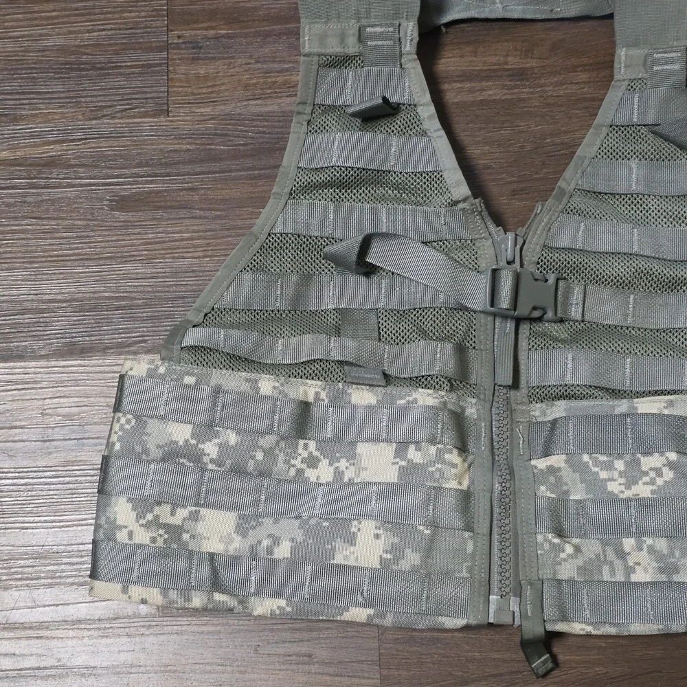 Molle II Modular Lightweight Equipment Load Carrying Vest United States Army - Picture 2 of 7